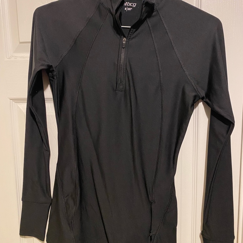 BCG Woman’s running long sleeve top
